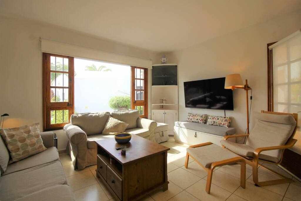 Casa Barbara En Playa Bastian Apartment Costa Teguise Luaran gambar