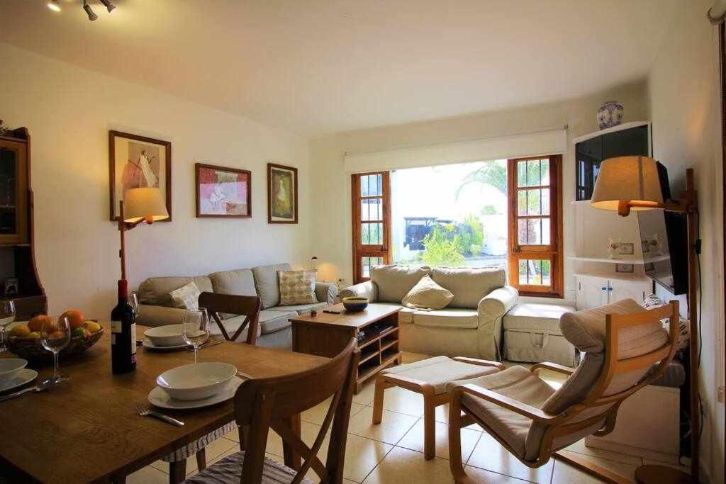 Casa Barbara En Playa Bastian Apartment Costa Teguise Luaran gambar