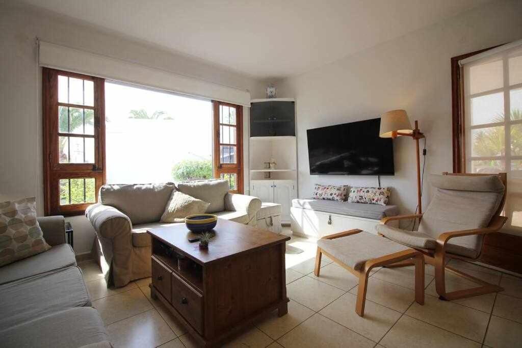 Casa Barbara En Playa Bastian Apartment Costa Teguise Luaran gambar